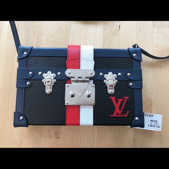 Louis Vuitton Handbags - Petite Malle NV EPI Cross body strap. Noir